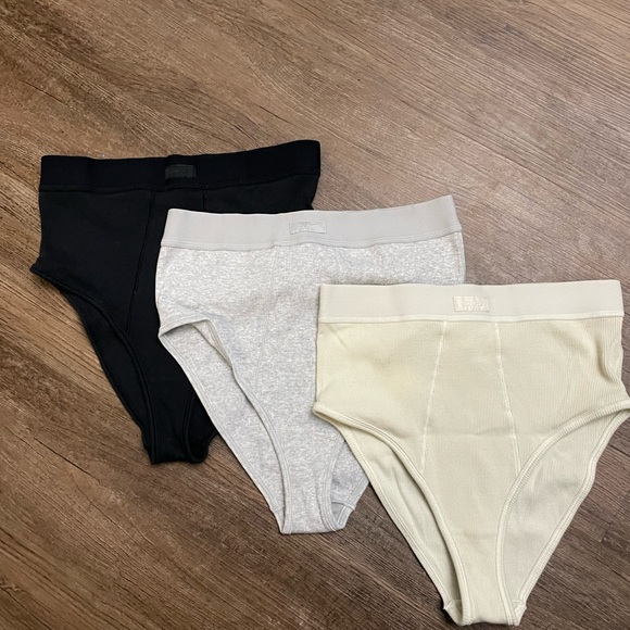 Sold - Picture 2 of 7